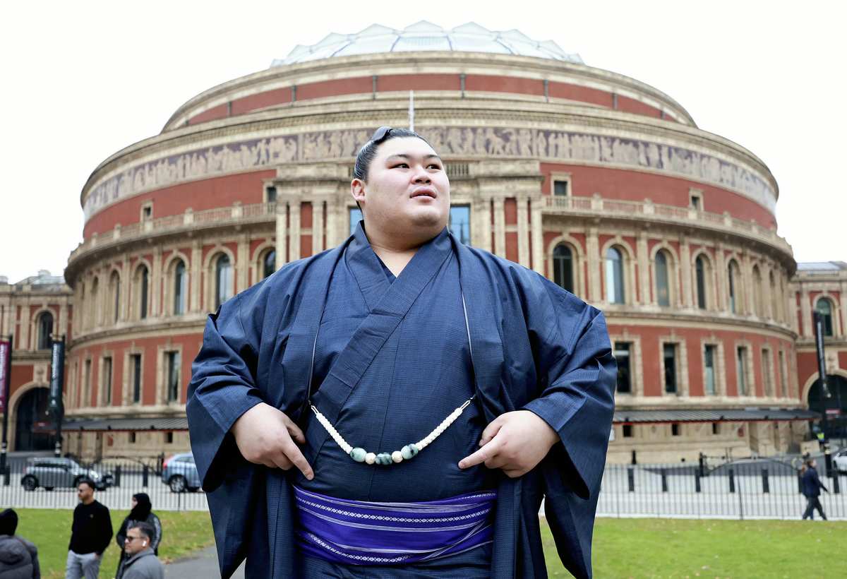Onosato in London